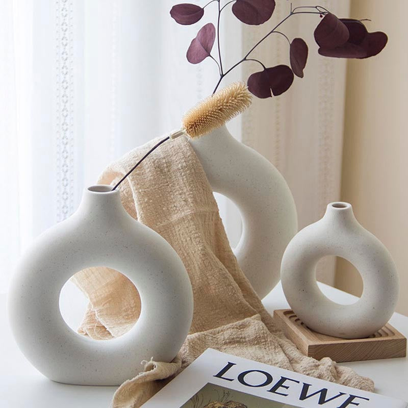 Nordic Circular Hollow Ceramic Vase