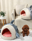 Enclosed Warm Shark Cat Bed